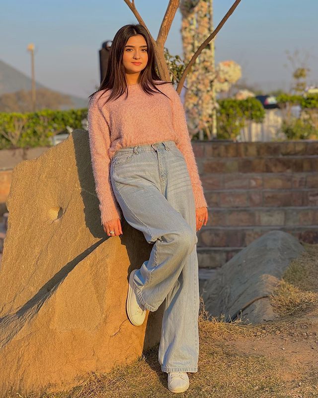 Kia Malhotra Indian escort in Delhi (4)