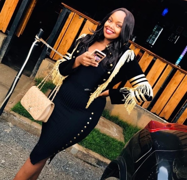 African escorts call girl near Roseate House Hotel Aerocity Delhi