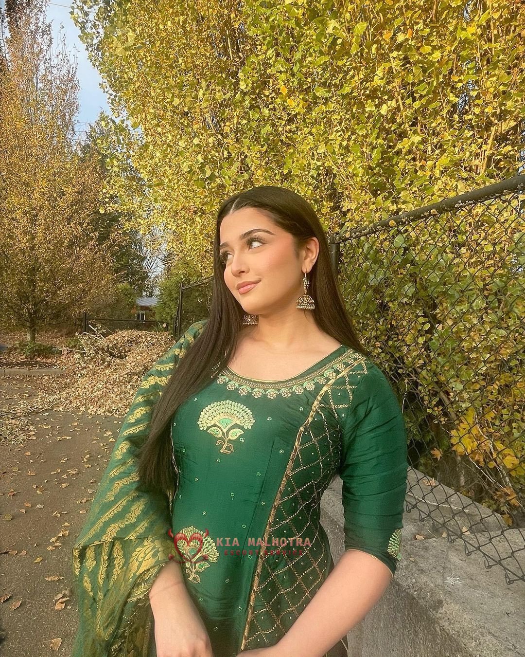 Russian Delhi escorts girl Anaya for full services